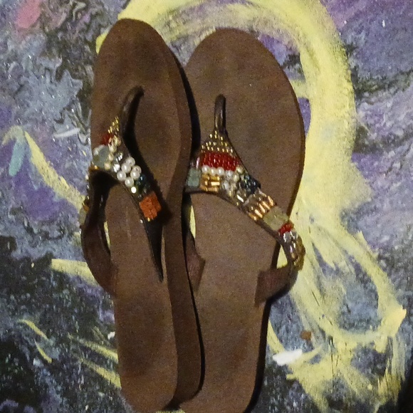 Sandals - Picture 2 of 5